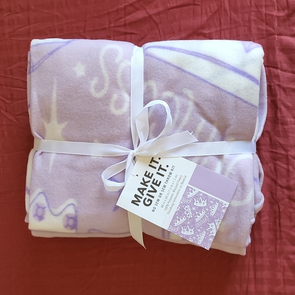 COPY - 💜 👑  Tie Blanket Kit